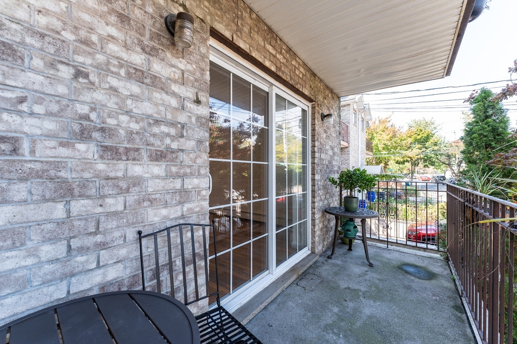 533 Minnieford Avenue - Photo 0