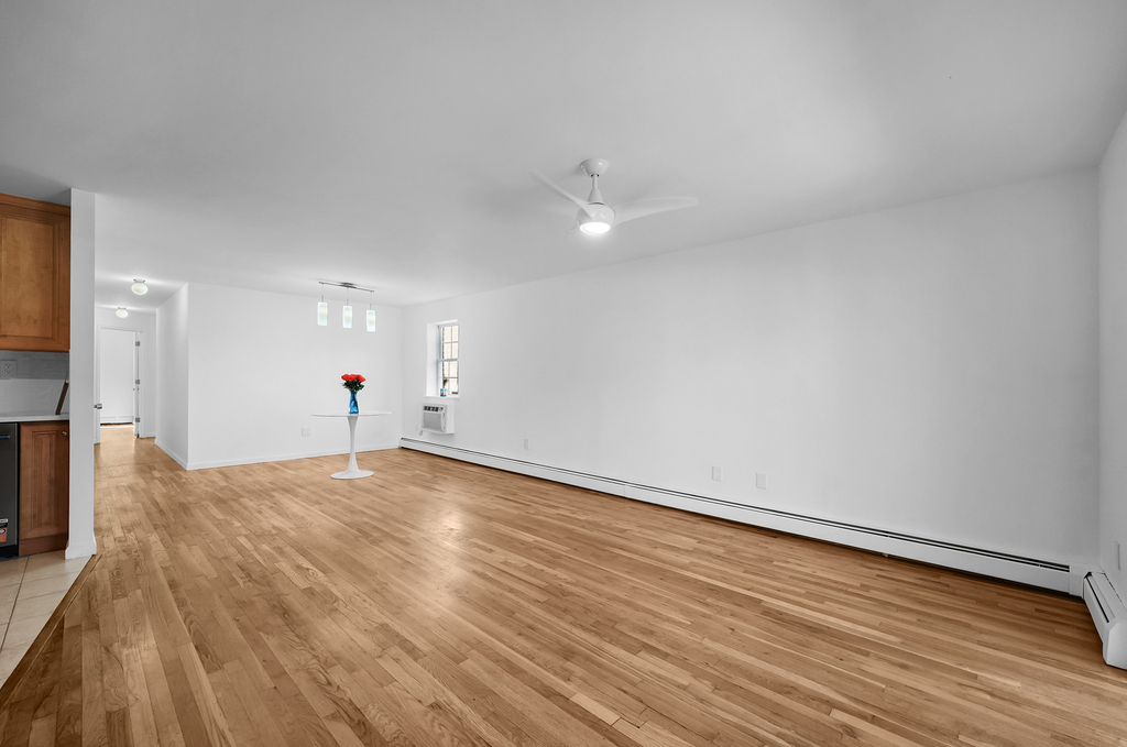 533 Minnieford Avenue - Photo 1