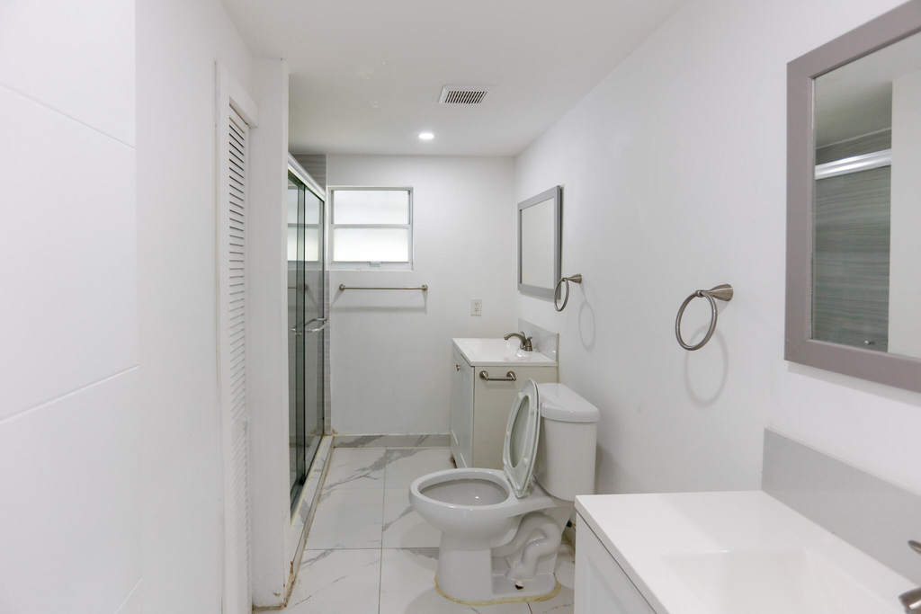 2450 Garfield Street - Photo 9