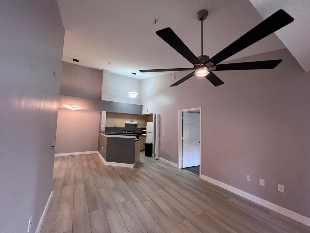 4220 San Marino Boulevard - Photo 2