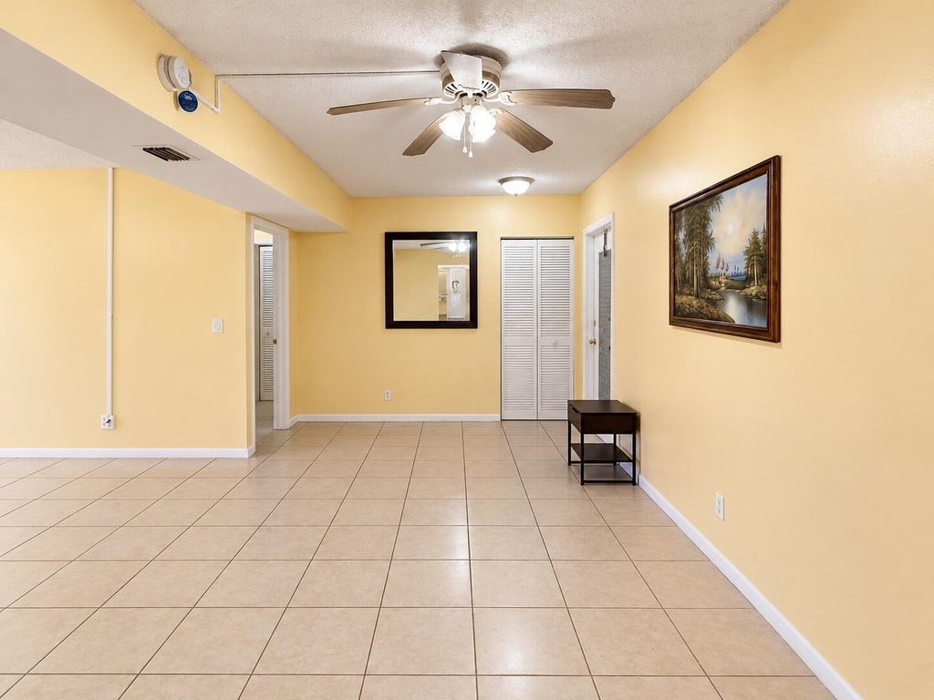 632 Nw 13th Street - Photo 2