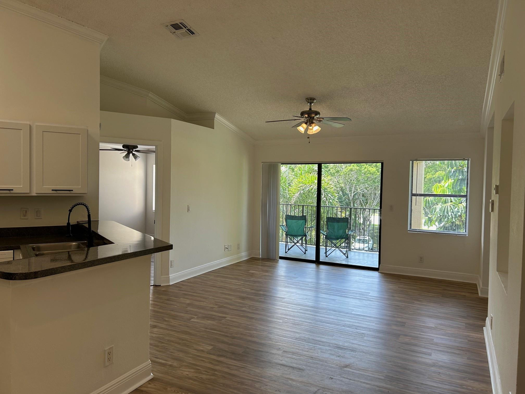 9999 Summerbreeze Drive - Photo 10
