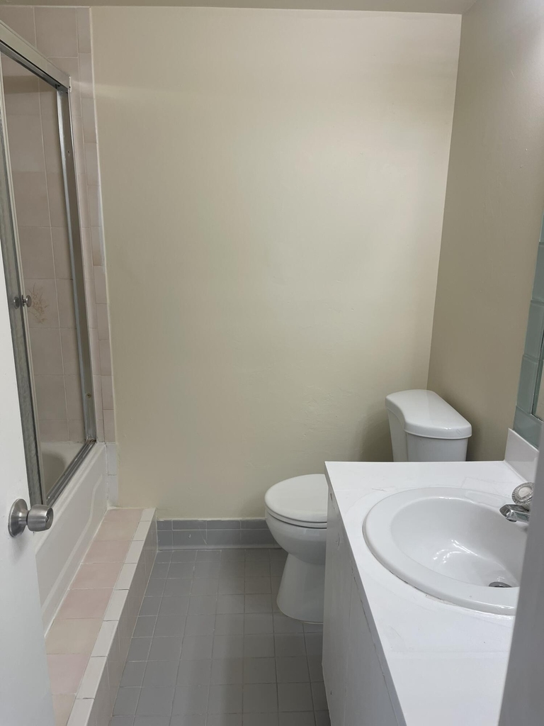 6125 Seven Springs Boulevard - Photo 10