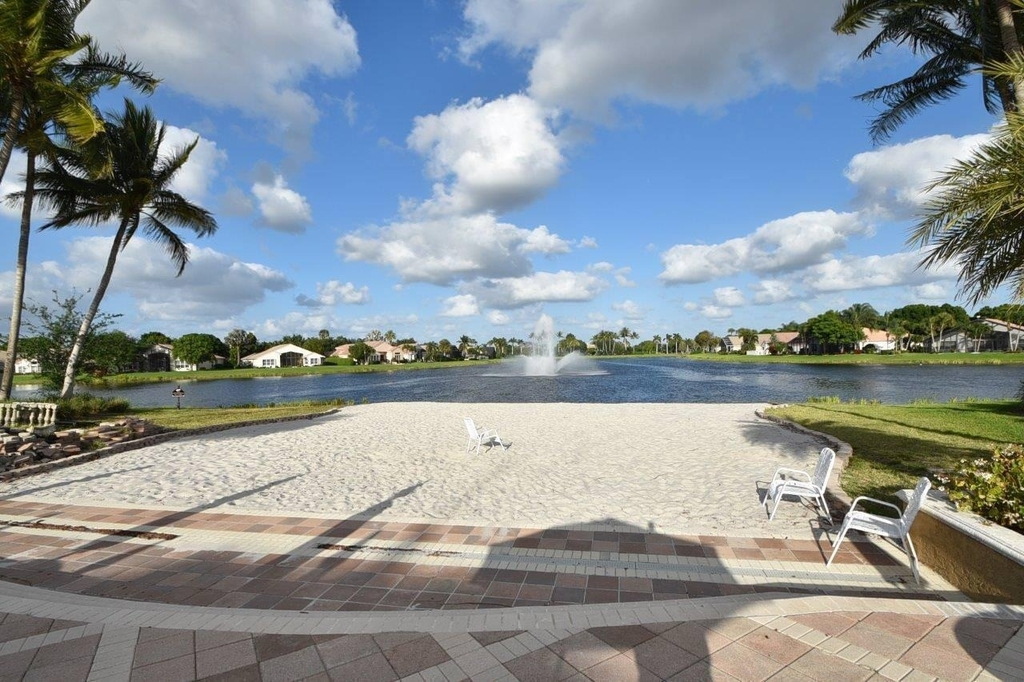 11595 Pamplona Boulevard - Photo 62
