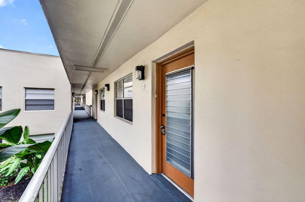 190 Piedmont D - Photo 1
