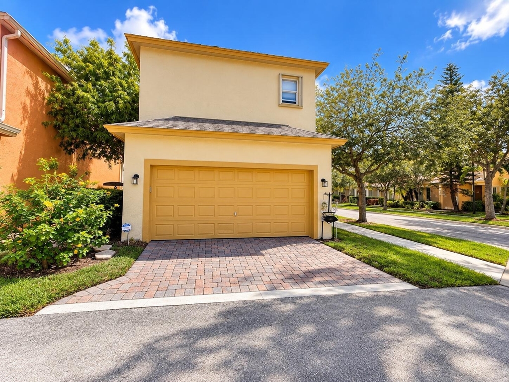 2590 Se Pineland Drive - Photo 1