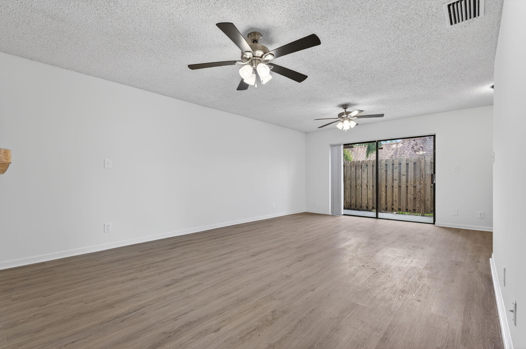 4983 Nw 95th Avenue - Photo 13