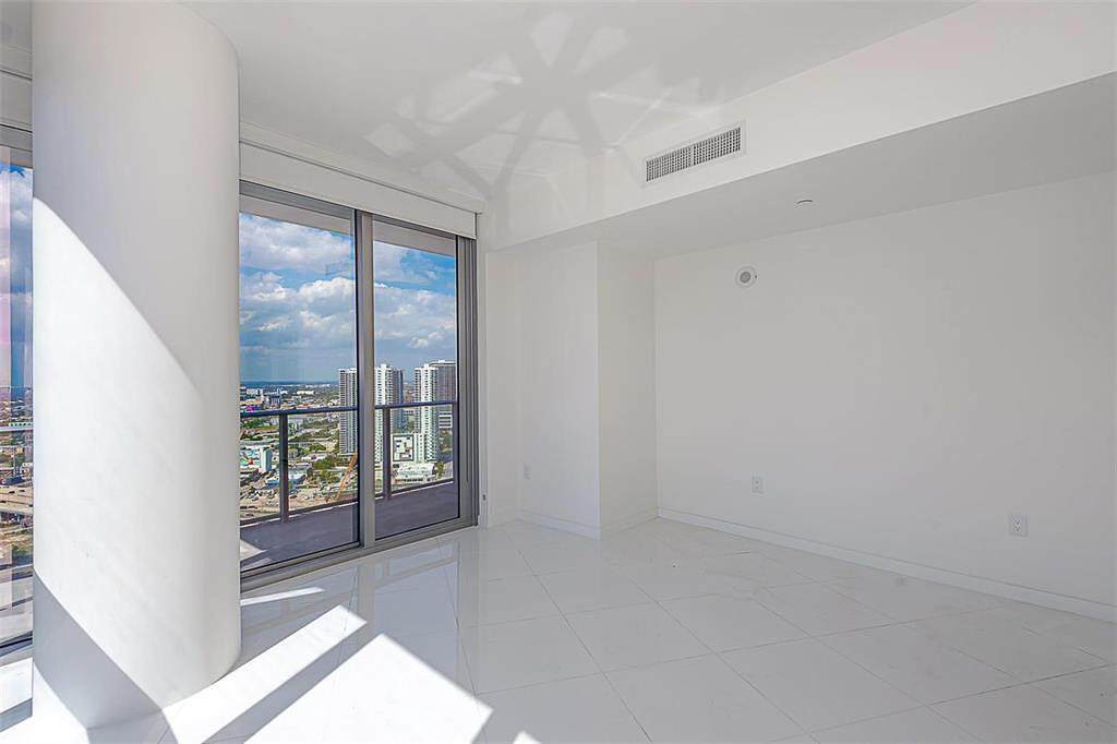 851 Ne 1st Avenue - Photo 18