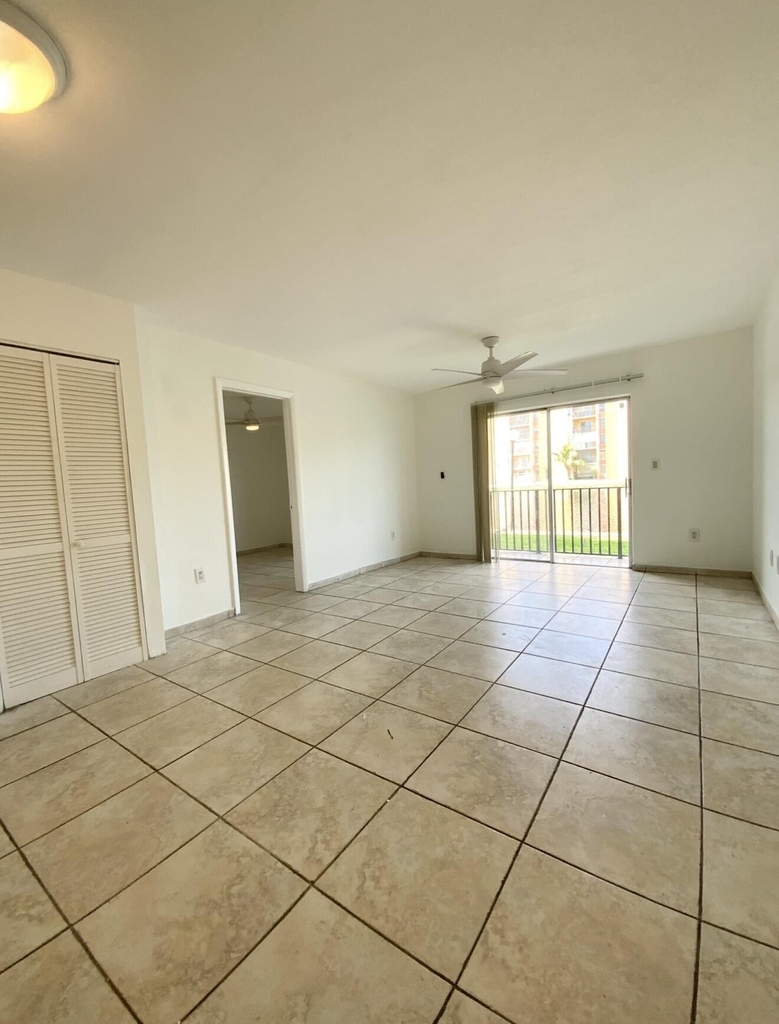 4709 Nw 7th Street - Photo 5