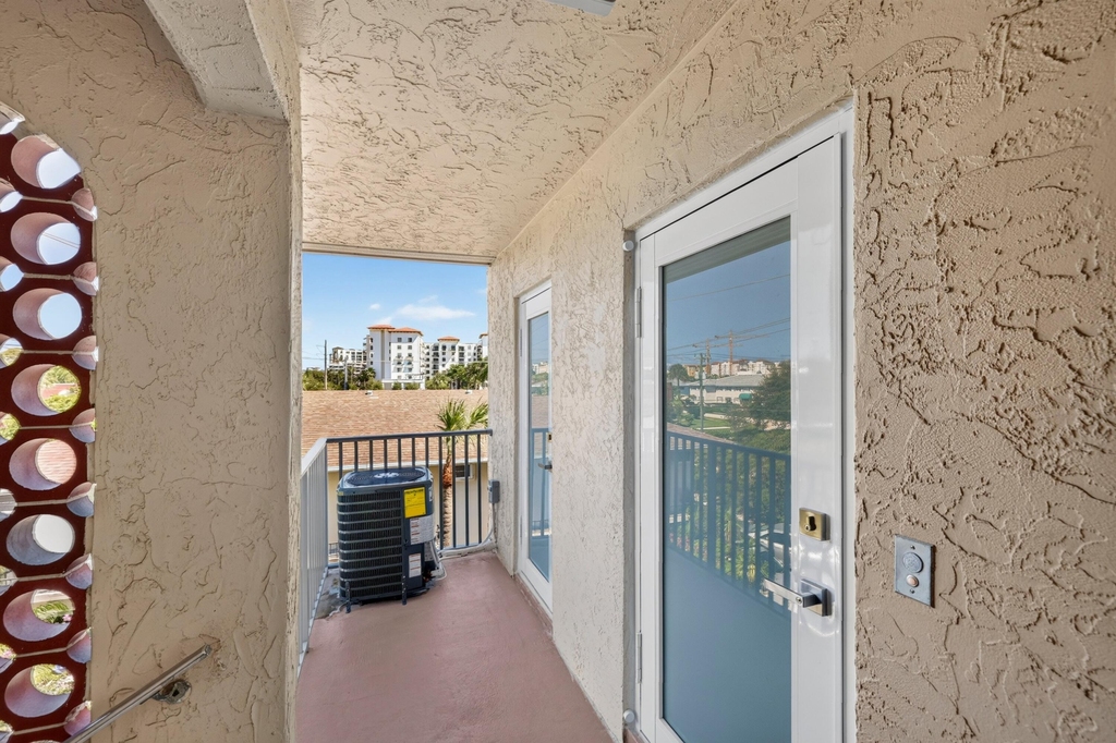 331 Sw 8th - Photo 5