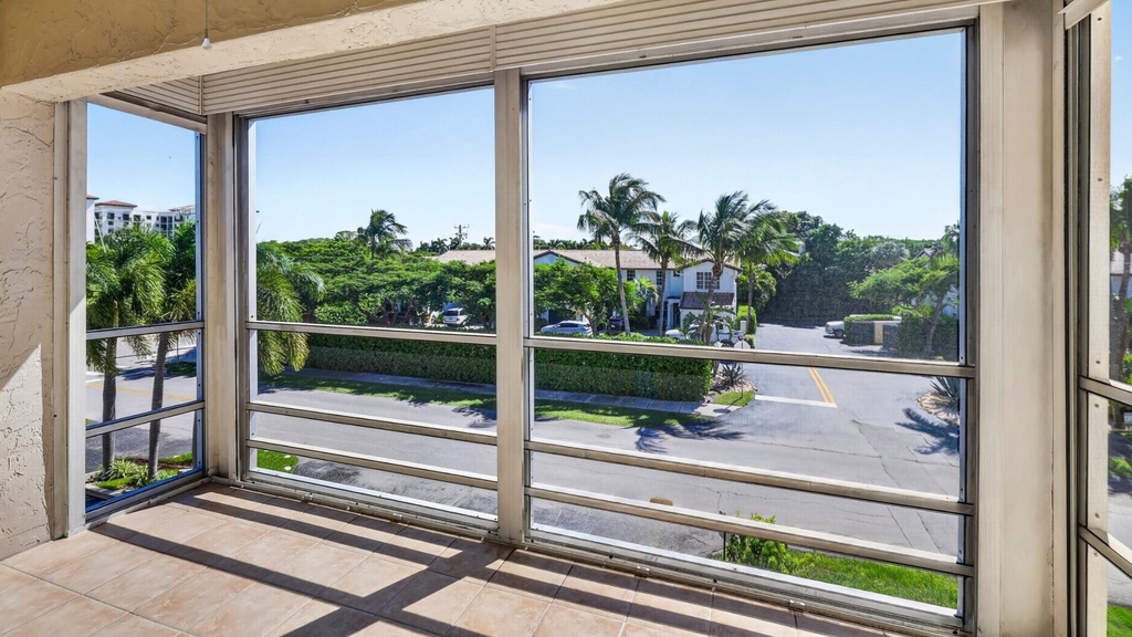 331 Sw 8th - Photo 16