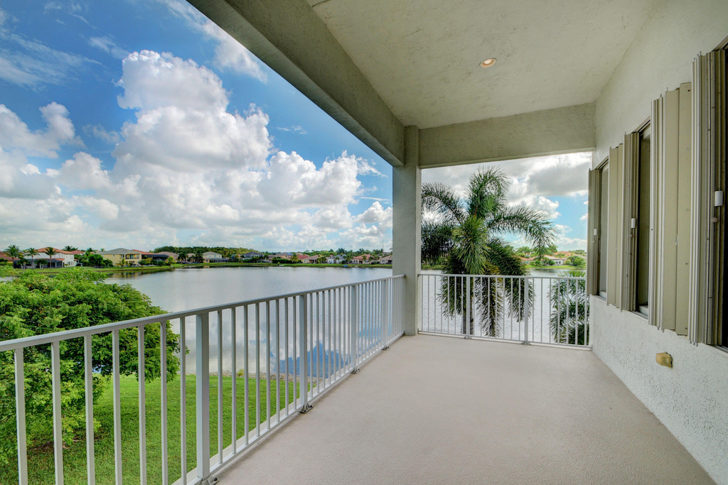 2742 Treanor Terrace - Photo 13