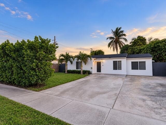 510 Nw 108th Street - Photo 0