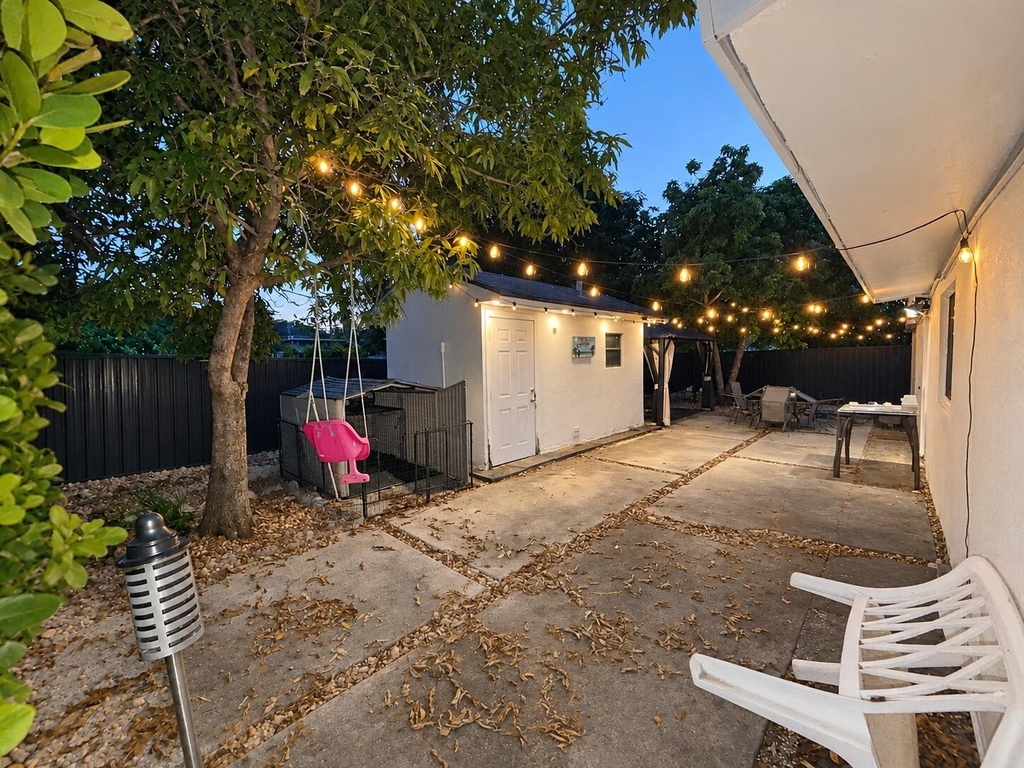 510 Nw 108th Street - Photo 11