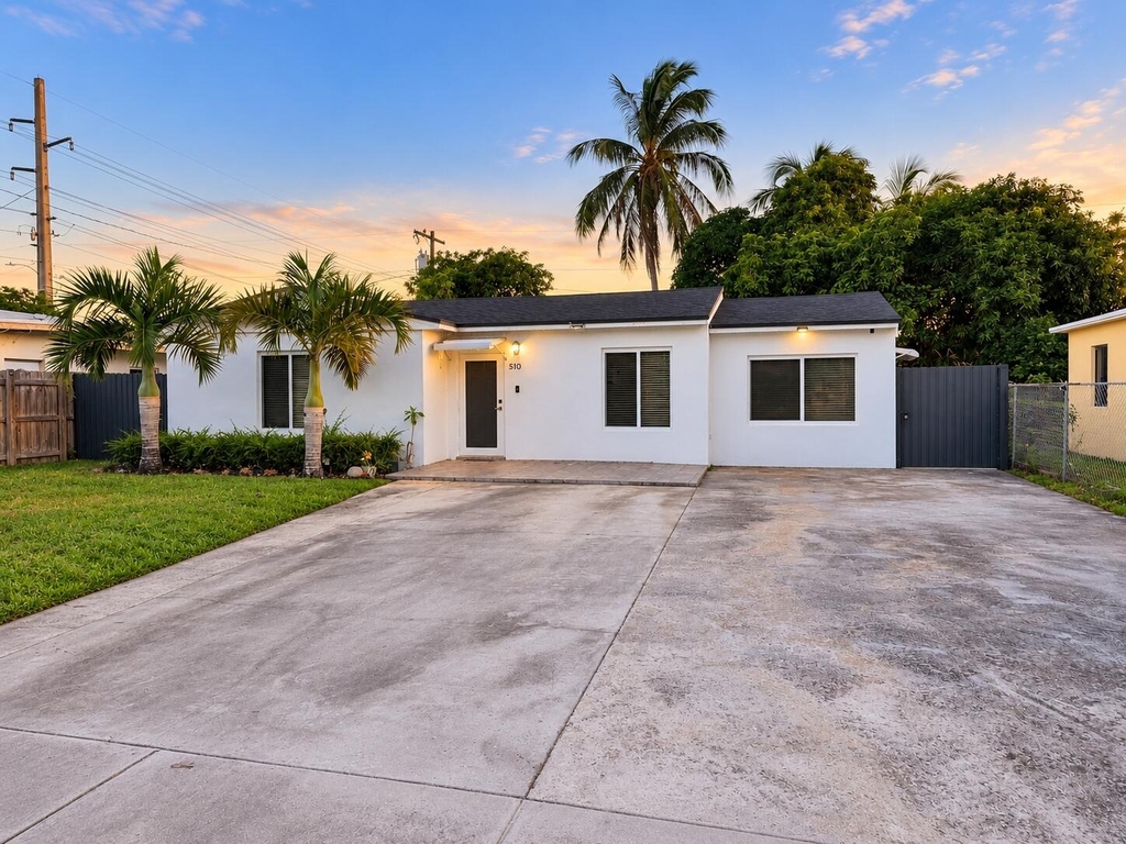 510 Nw 108th Street - Photo 1