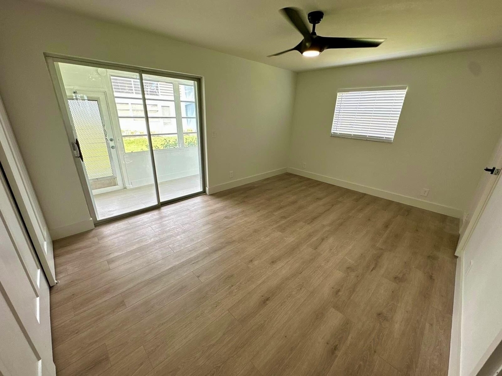 295 Brittany G Avenue - Photo 14