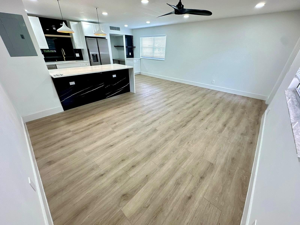 295 Brittany G Avenue - Photo 9