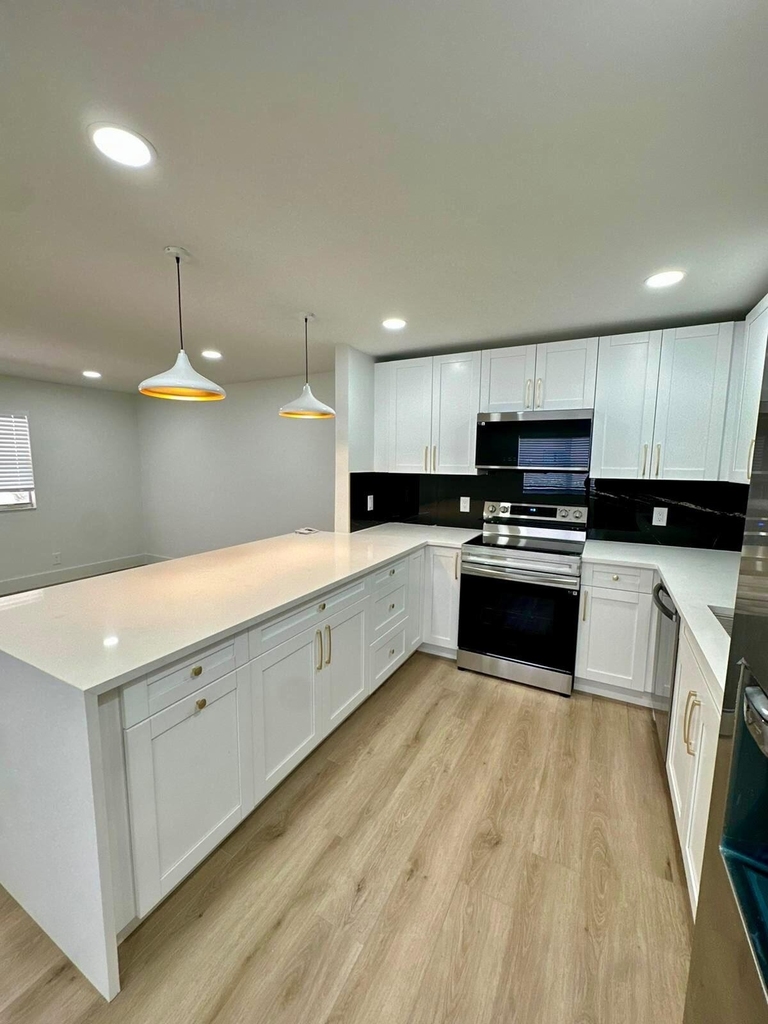 295 Brittany G Avenue - Photo 7