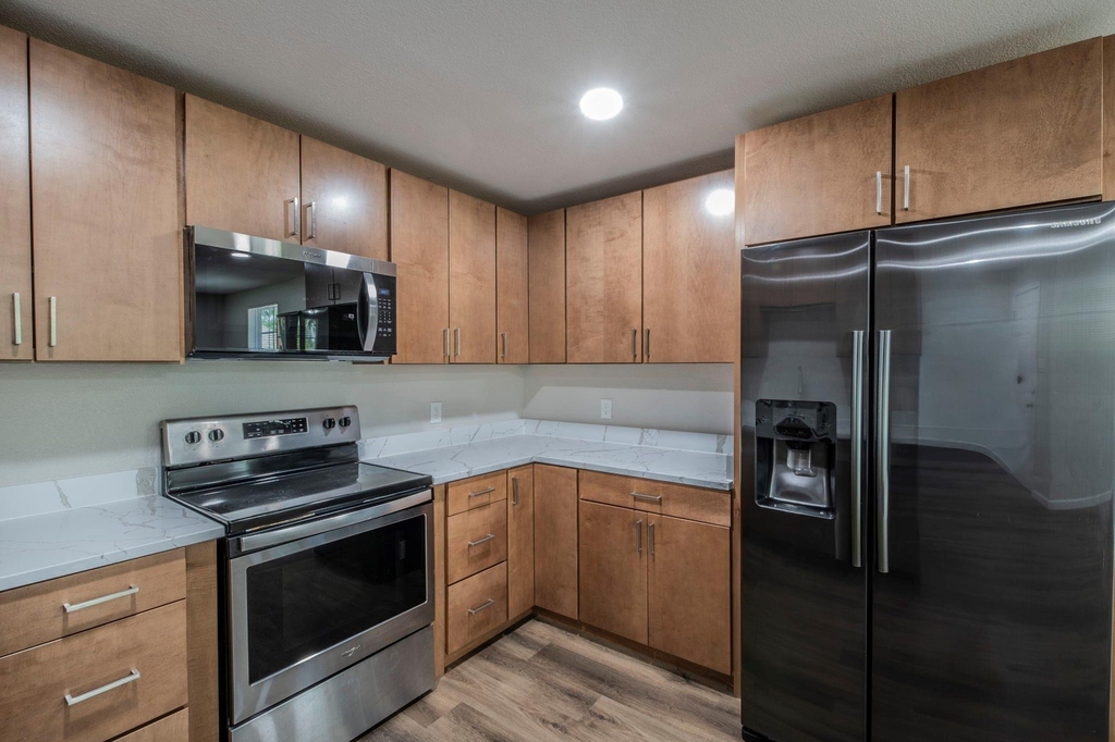4901 Curzon Avenue - Photo 4