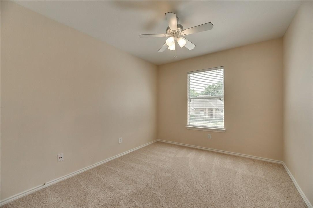 2609 Creekbend Drive - Photo 20