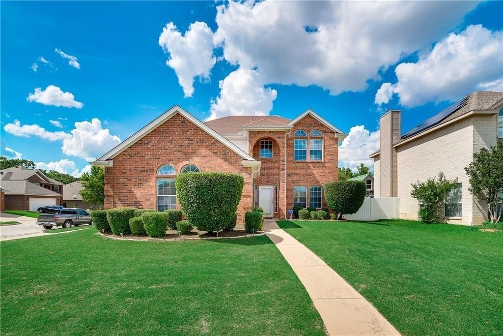 2609 Creekbend Drive - Photo 1