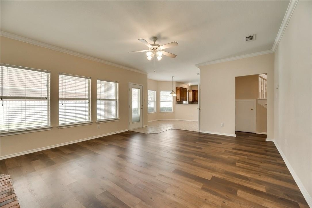 2609 Creekbend Drive - Photo 10