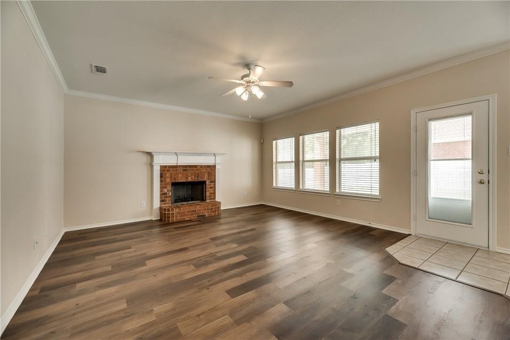 2609 Creekbend Drive - Photo 11