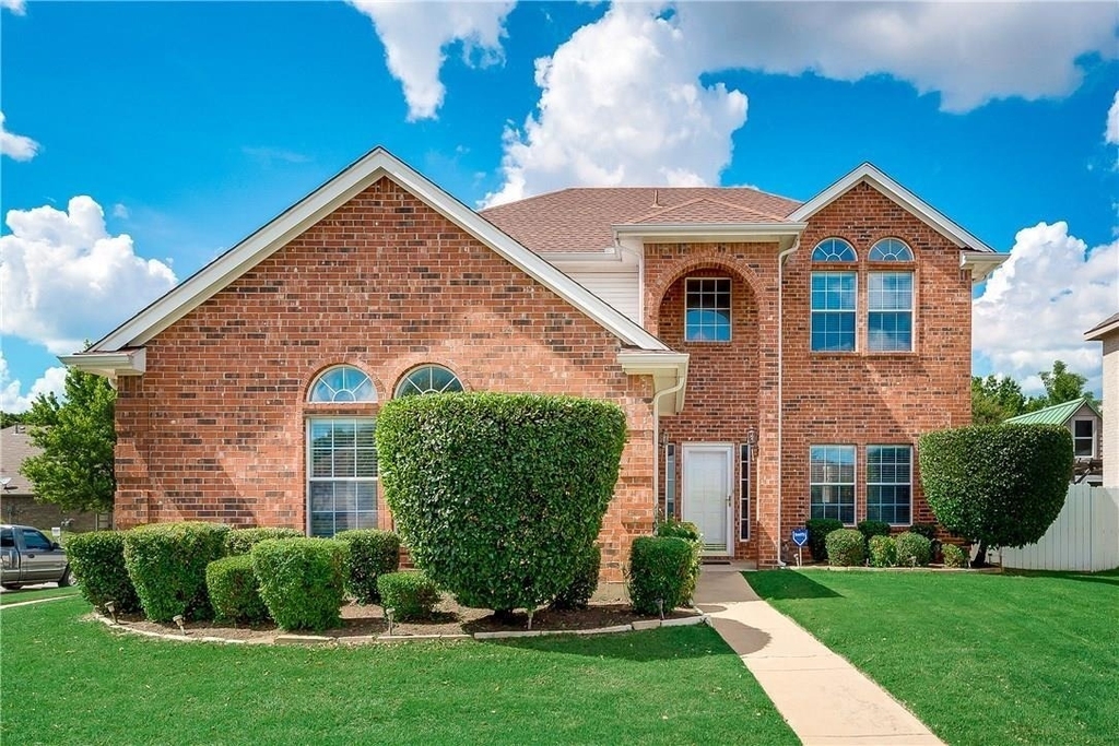 2609 Creekbend Drive - Photo 2