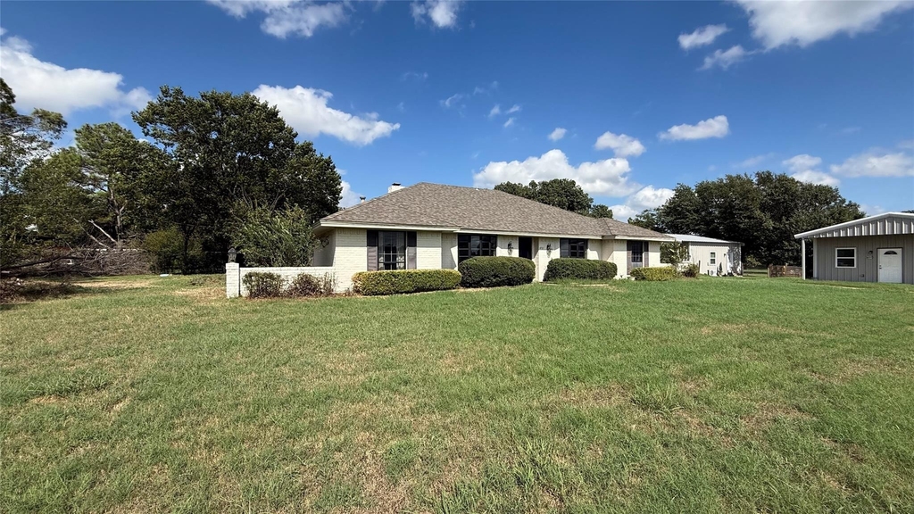 4707 E Fm 1187 - Photo 0