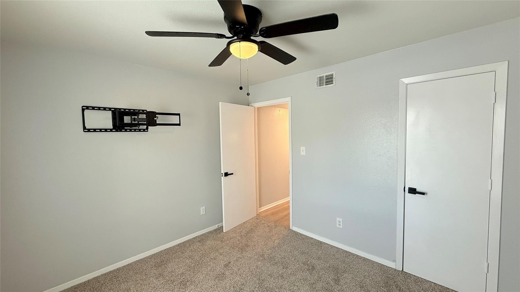 8001 Carrick Street - Photo 6