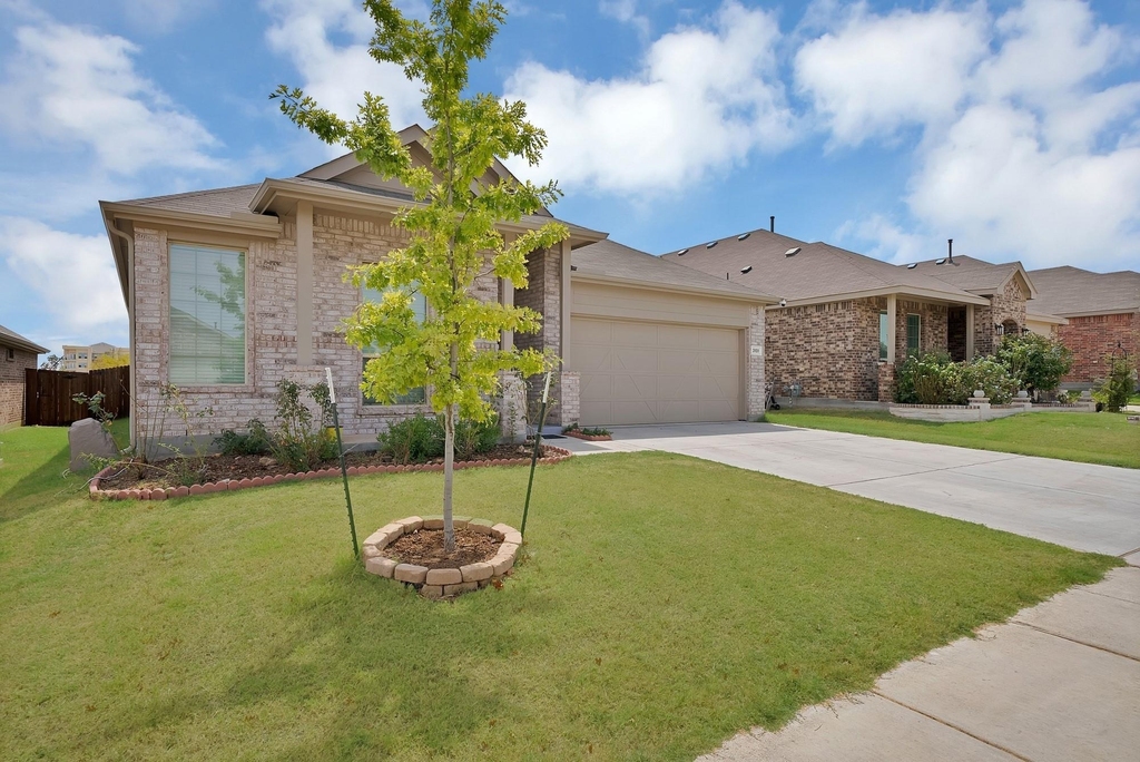 3101 Paruament Drive - Photo 14