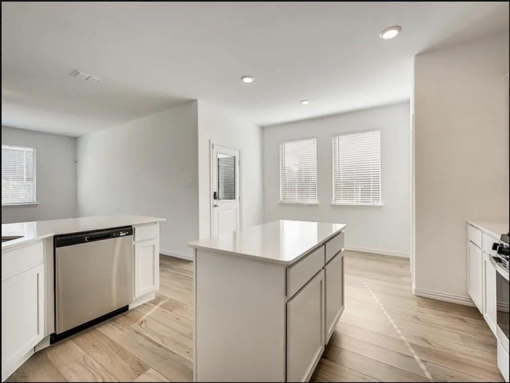 3101 Paruament Drive - Photo 2