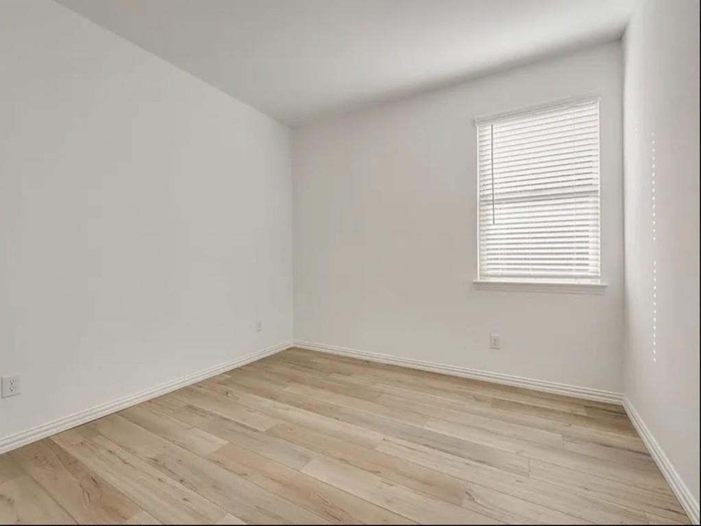 3101 Paruament Drive - Photo 8