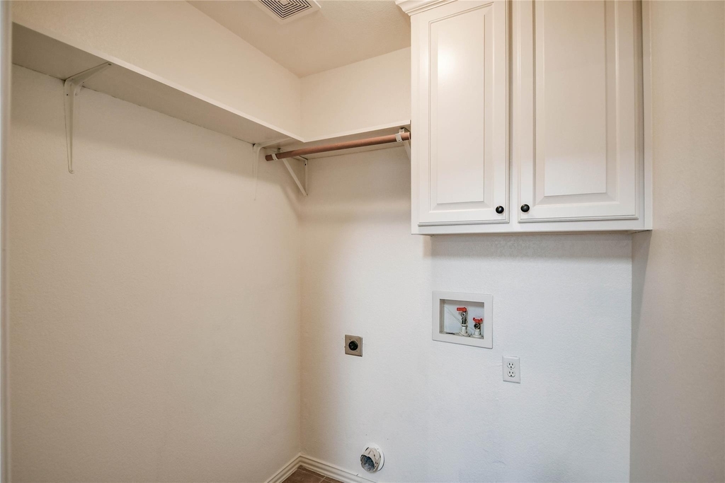 826 Rambling Court - Photo 12