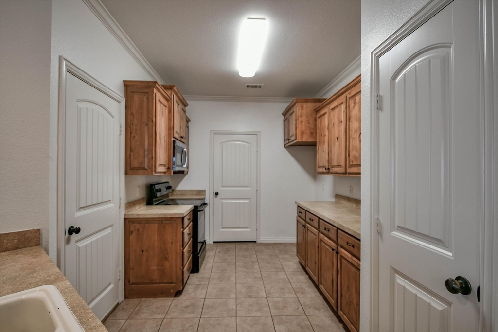 826 Rambling Court - Photo 9