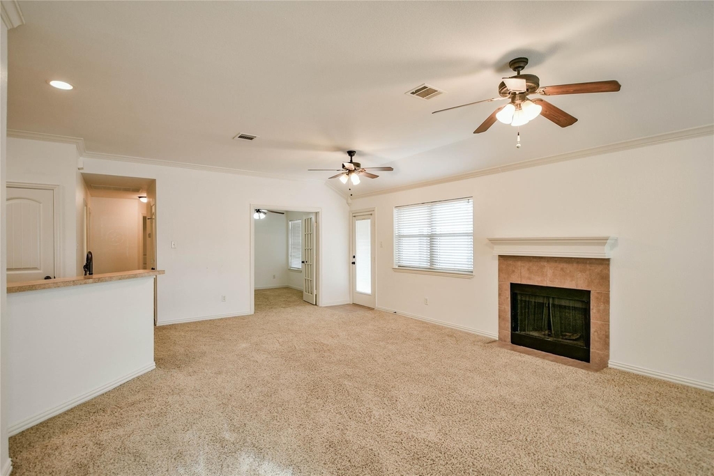 826 Rambling Court - Photo 2
