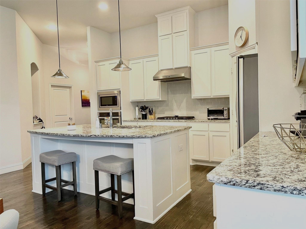524 Wiltshire Boulevard - Photo 4