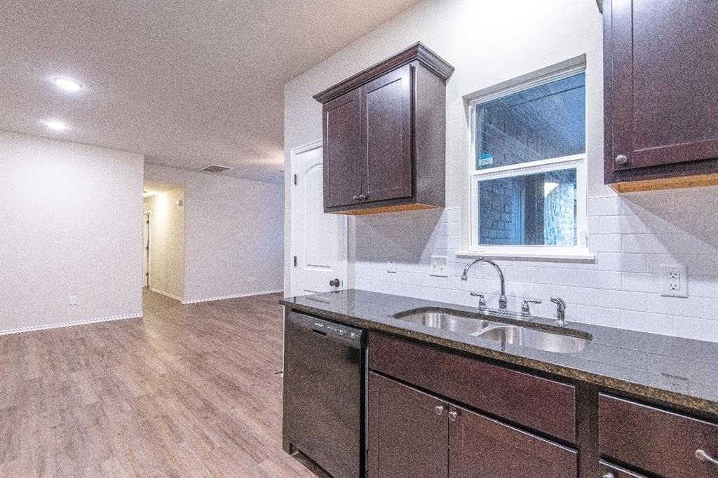 316 Chalk Hill Court - Photo 12