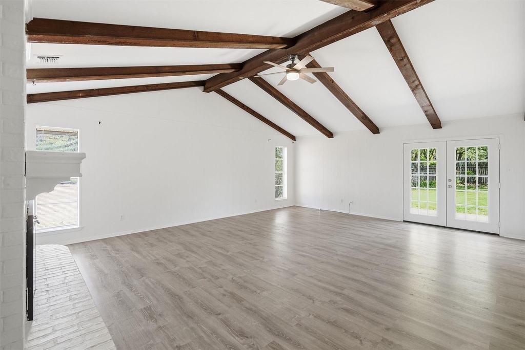 6106 Laredo Court - Photo 11