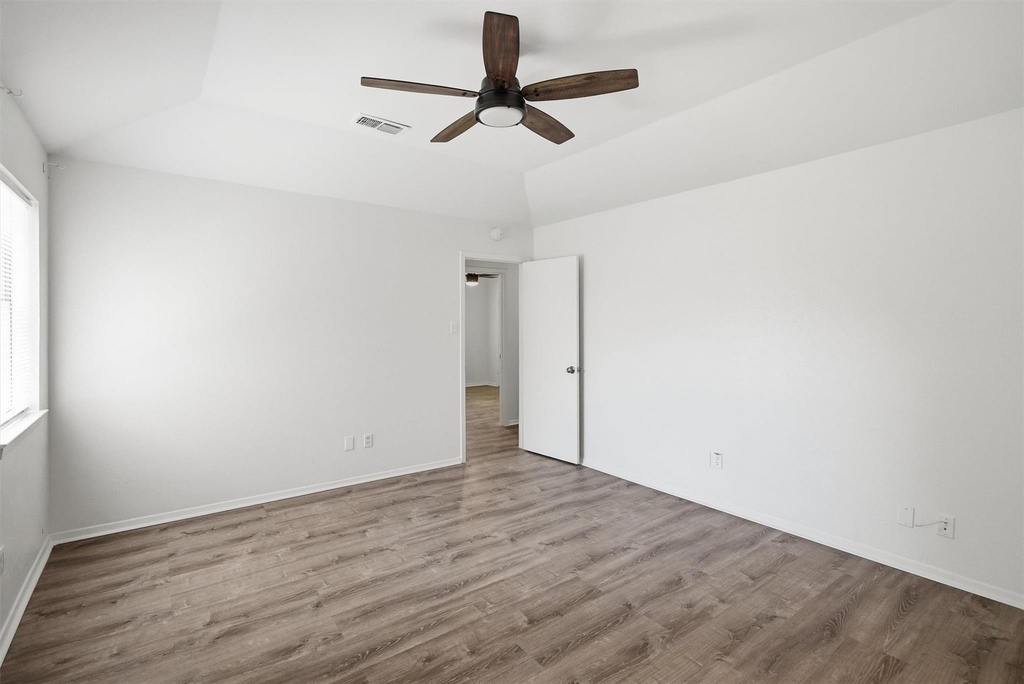 6106 Laredo Court - Photo 25