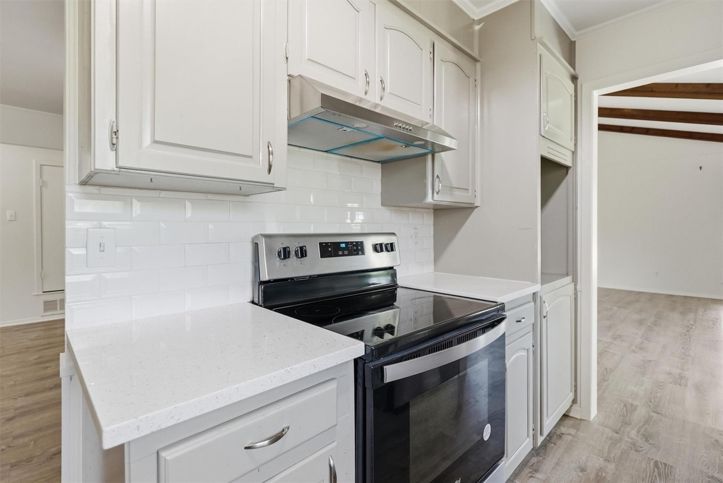6106 Laredo Court - Photo 18