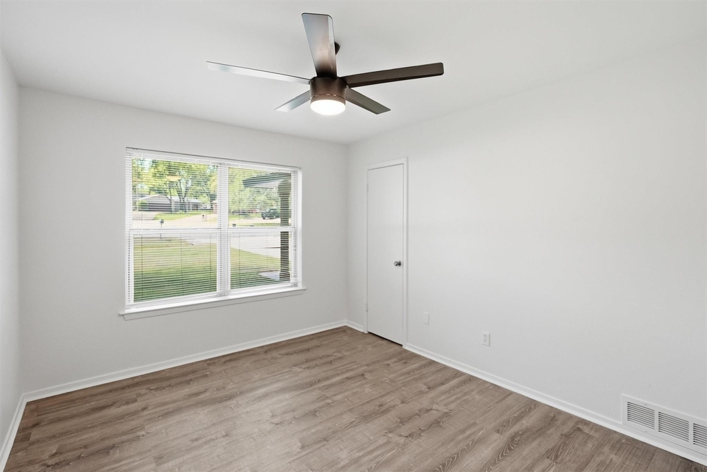 6106 Laredo Court - Photo 20