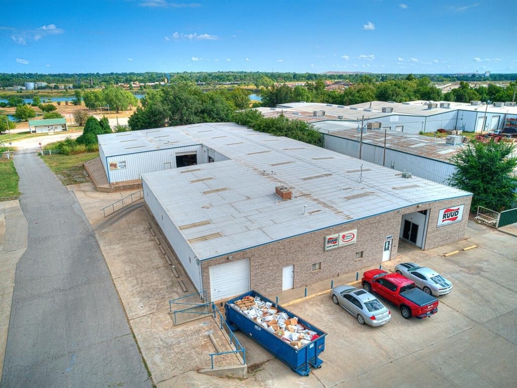 3407 E Reno Avenue - Photo 1
