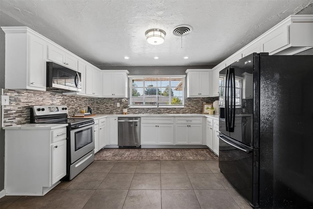 3717 Nw 58th Terrace - Photo 15