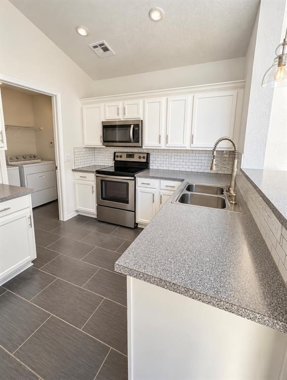 2404 Hunting Horse Trail - Photo 1