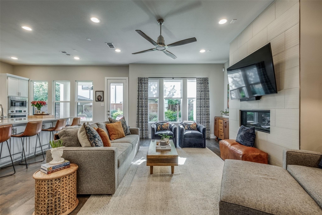 4125 Entrada Way - Photo 3