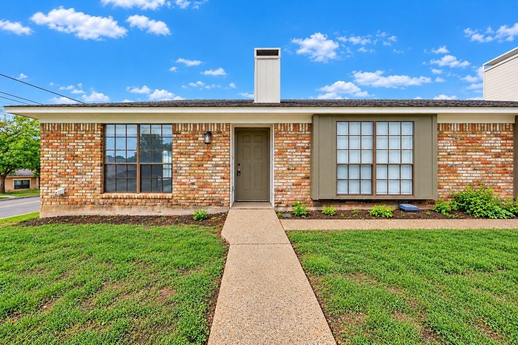300 Mill Creek Circle - Photo 7