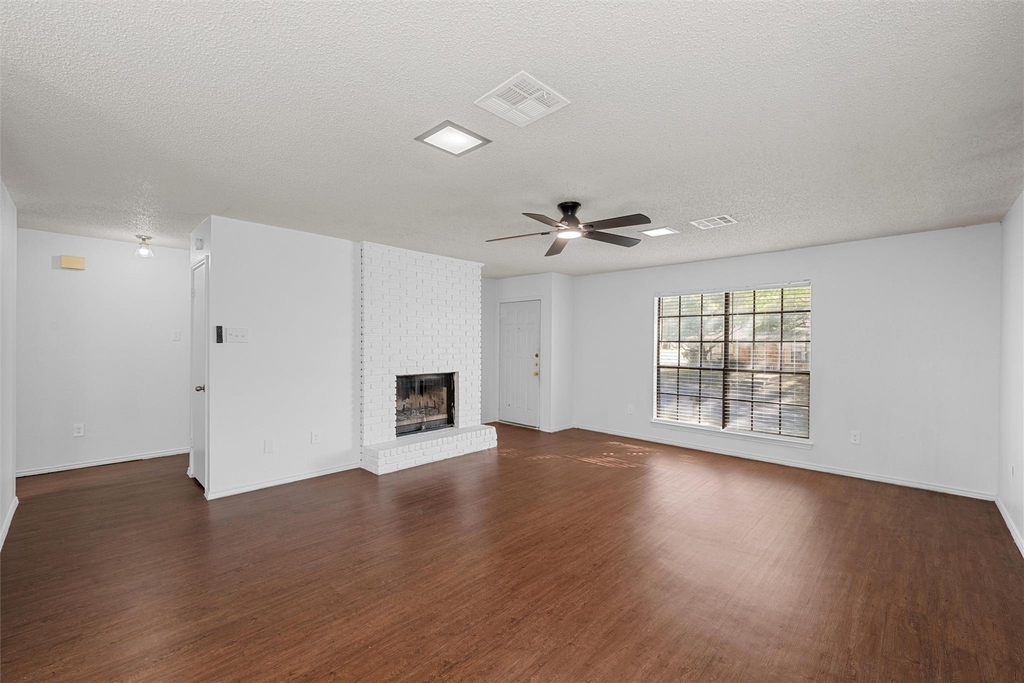 300 Mill Creek Circle - Photo 1