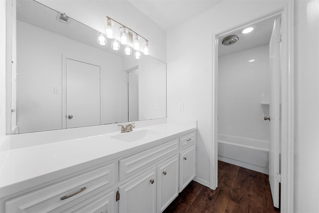 300 Mill Creek Circle - Photo 13