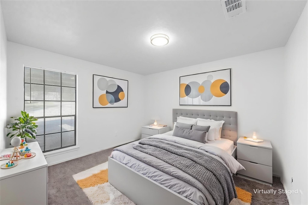 300 Mill Creek Circle - Photo 11